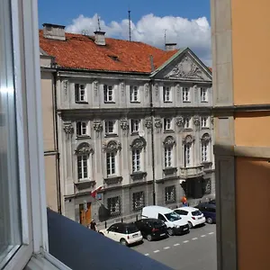 https://stare-miasto-trebacka.warsawhotelspoland.com